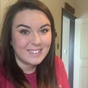 Meet your Posher, Kaitlin